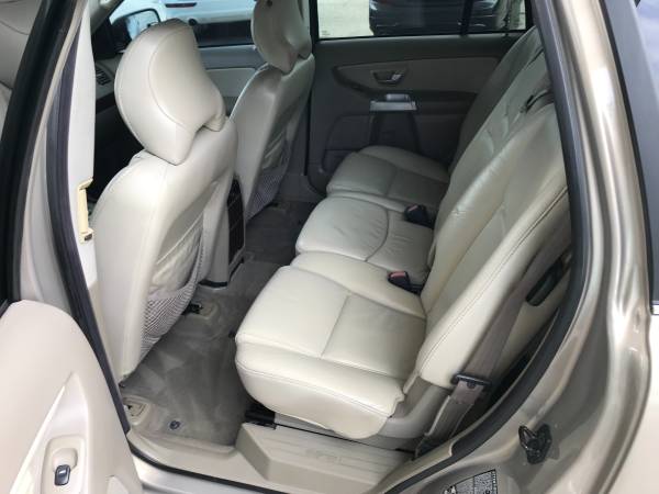 2004 Volvo XC 90 with 84K Miles EXTRA Clean - - by for sale in Tallahassee, FL – photo 14