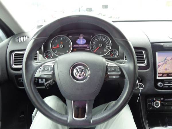 2012 Volkswagen Touareg TDI Sport w/Navigation VA DEALERSHIP for sale in Richmond , VA – photo 7