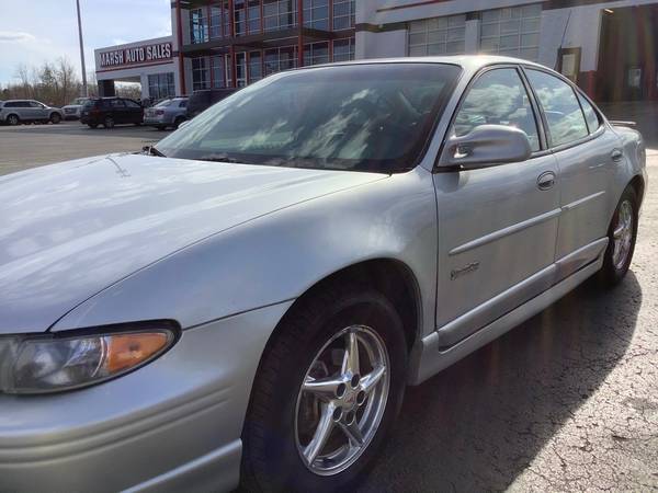 Clean Carfax! 2003 Pontiac Grand Prix GT! Affordable! - cars & for sale in Ortonville, MI – photo 10