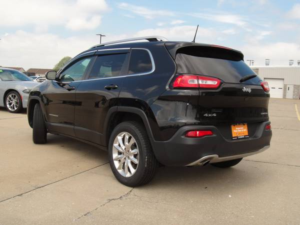 2016 Jeep Cherokee Limited - - by dealer - vehicle for sale in Glen Carbon, MO – photo 20