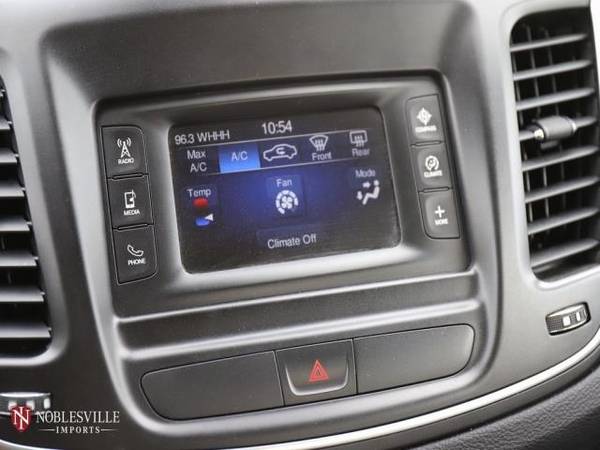 2015 Chrysler 200 Limited - cars & trucks - by dealer - vehicle... for sale in NOBLESVILLE, IN – photo 16