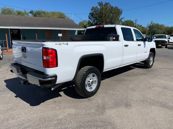 2015 Chevy 2500 Crew cab 4x4 Long Bed! Work ready! Financing! - cars... for sale in Corpus Christi, TX – photo 5