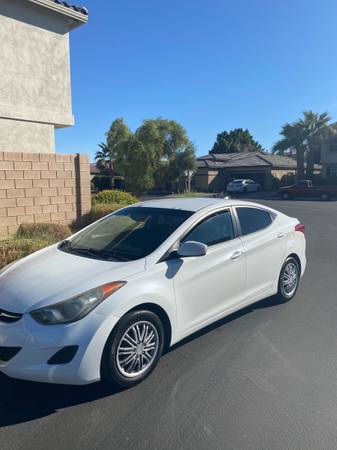2011 Hyundai Elantra - cars & trucks - by owner - vehicle automotive... for sale in La Quinta, CA – photo 4
