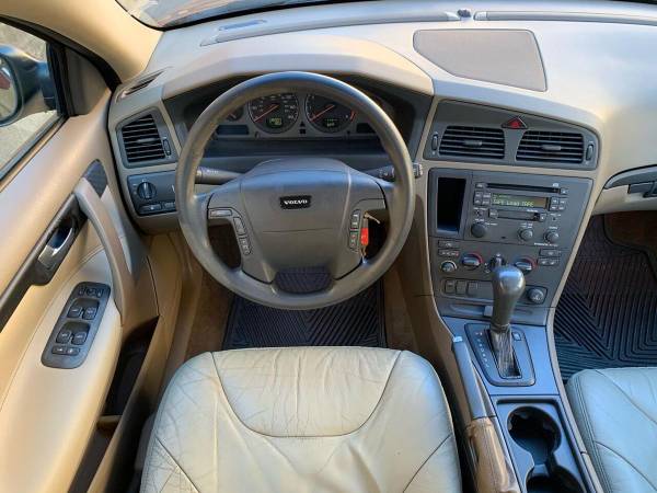 2002 Volvo V70 2.4 4dr Wagon - cars & trucks - by dealer - vehicle... for sale in Portland, OR – photo 24