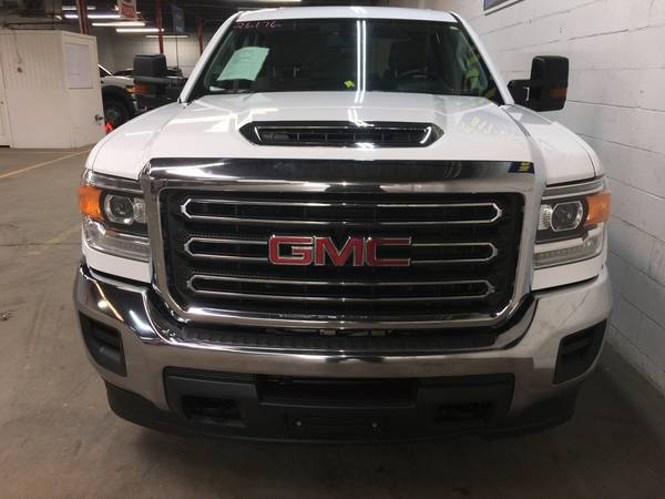2018 GMC 2500HD Crew Cab 4X4 6 7L Duramax Diesel Pickup ONE OWNER for sale in Other, AL – photo 7