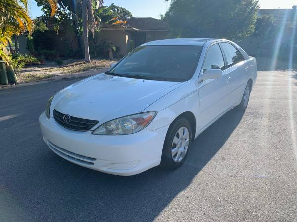 2003 Toyota Camry le - cars & trucks - by owner - vehicle automotive... for sale in Sarasota, FL – photo 2