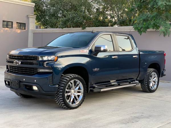 CHEVROLET SILVERADO 2019 4x4 - cars & trucks - by owner - vehicle... for sale in McAllen, TX – photo 5