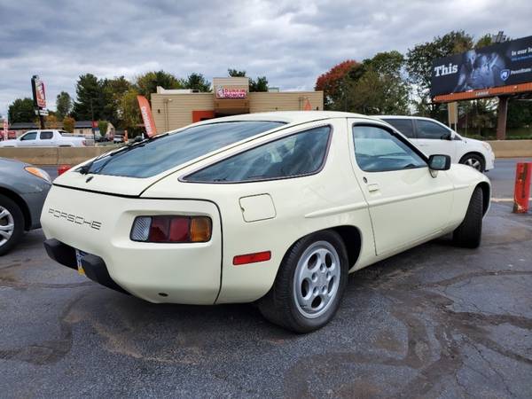 1982 Porsche 928 2dr Coupe for sale in reading, PA – photo 5