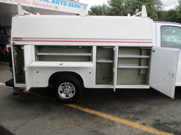 2004 Chevrolet 3500 ENCLOSED UTILITY / SERVICE BODY CUTAWAY for sale in south amboy, NJ – photo 4