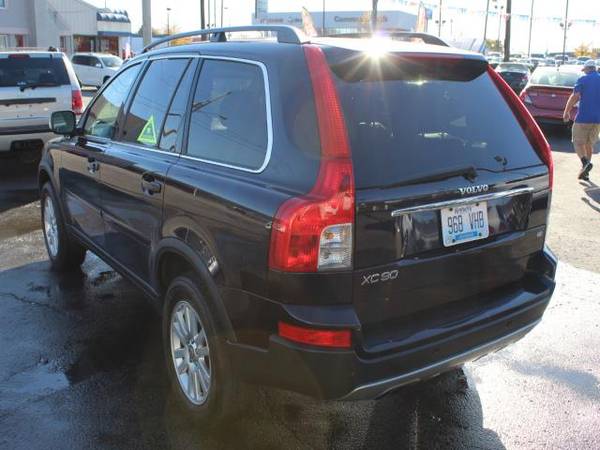 2008 Volvo XC90 w/Sunroof/3rd Row Non Smoker Owned* - cars & trucks... for sale in Louisville, KY – photo 19