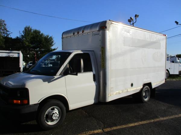2006 Chevrolet Express G3500 14 FOOT BOX TRUCK 2 AVAILABLE for sale in South Amboy, PA – photo 2