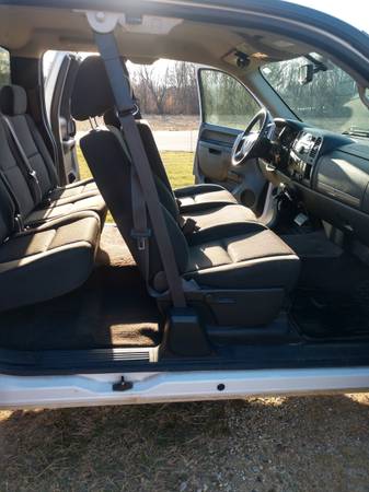 2012 silverado 1500 - cars & trucks - by owner - vehicle automotive... for sale in Allegan, MI – photo 6