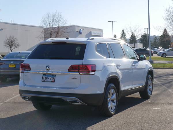2018 Volkswagen VW Atlas 3.6L V6 SE w/Technology - cars & trucks -... for sale in Burnsville, MN – photo 10