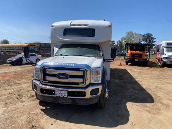 2015 Ford f550 30 passenger bus Propane for sale in Lodi , CA – photo 2
