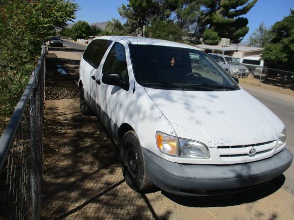 1998 toyota mini van for sale in KINGMAN, AZ – photo 9