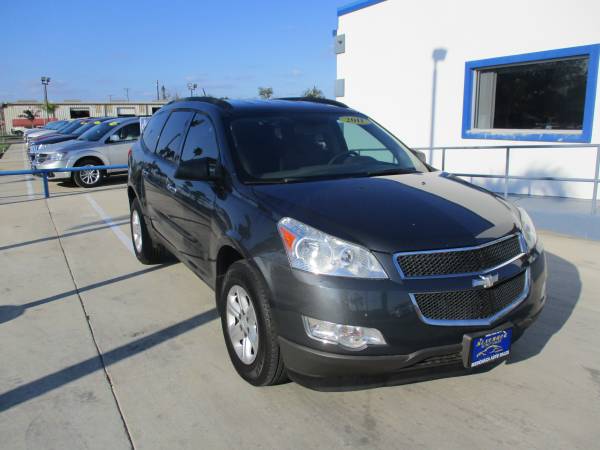 2011 CHEVY TRAVERSE LS (3.6) MENCHACA AUTO SALES - cars & trucks -... for sale in Harlingen, TX – photo 2