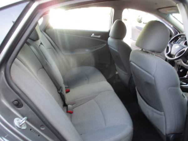 2012 HYUNDAI SONATA GLS 126K MILES VERY CLEAN - - by for sale in Providence, RI – photo 18