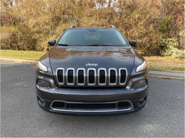 *2017* *Jeep* *Cherokee* *Limited Sport Utility 4D* - cars & trucks... for sale in Pasco, WA – photo 4