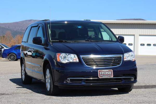 2015 CHRYSLER TOWN & COUNTRY TOURING VAN - - by dealer for sale in Middlebury, VT – photo 3