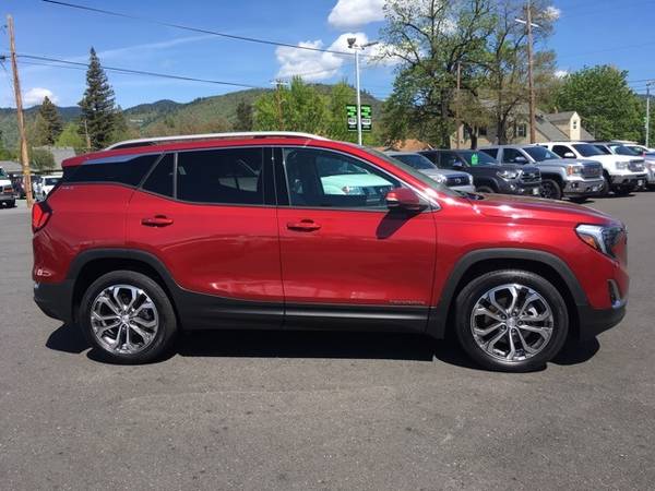 2018 GMC Terrain SLT WITH BACKUP CAMERA AND HEATED FRONT SEATS #52735 for sale in Grants Pass, OR – photo 9