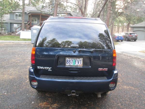2004 GMC ENVOY XL SLT 7-PASSENGER 4WD SUV - - by for sale in Bend, OR – photo 4