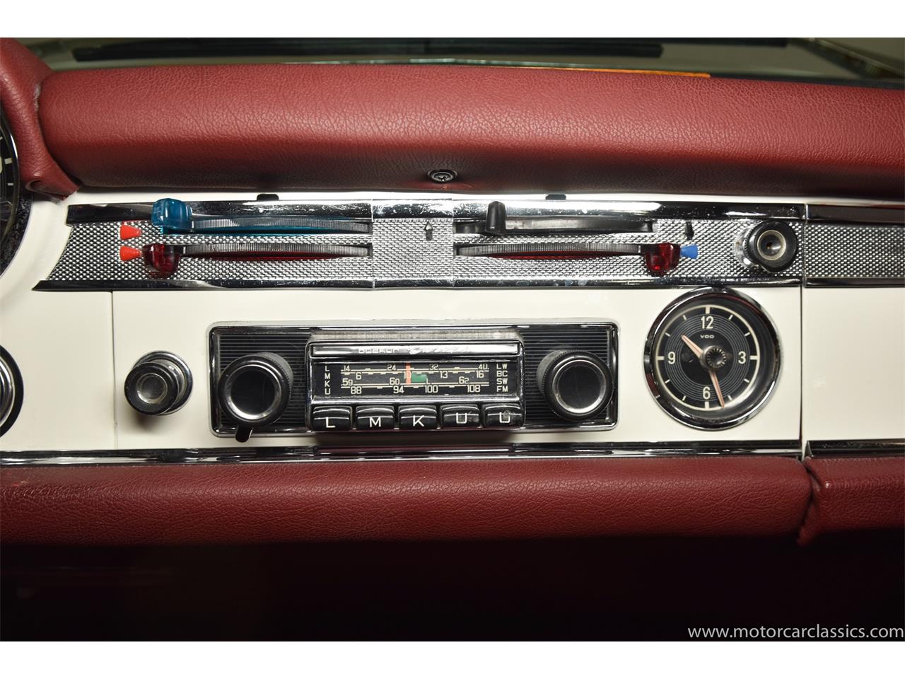 1963 Mercedes-Benz 230SL for sale in Farmingdale, NY – photo 38