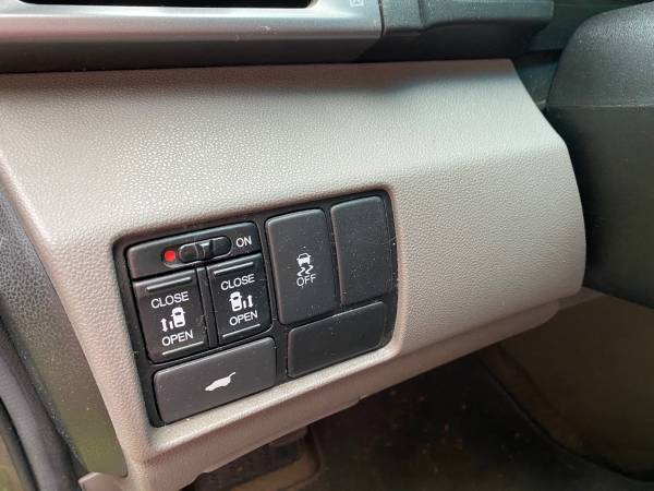 2011 Honda Odyssey EXL - cars & trucks - by owner - vehicle... for sale in Agawam, MA – photo 16