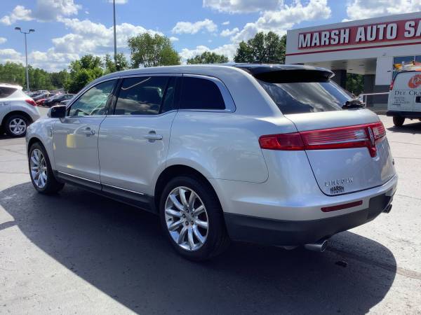 Low Mileage! 2010 Lincoln MKT! Loaded! Third Row! - cars & trucks -... for sale in Ortonville, MI – photo 3