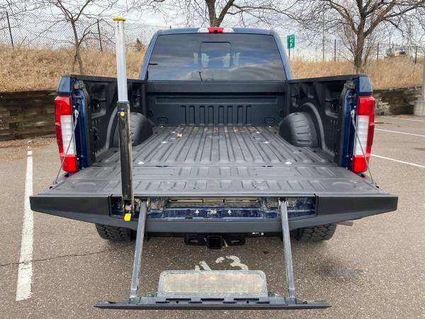 2019 Ford F-350 Super Duty Platinum Diesel - 9K MILES ! - cars & for sale in Sioux Falls, SD – photo 7