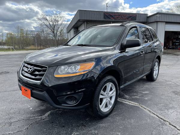 2010 Hyundai Santa Fe - - by dealer - vehicle for sale in Green Bay, WI – photo 8