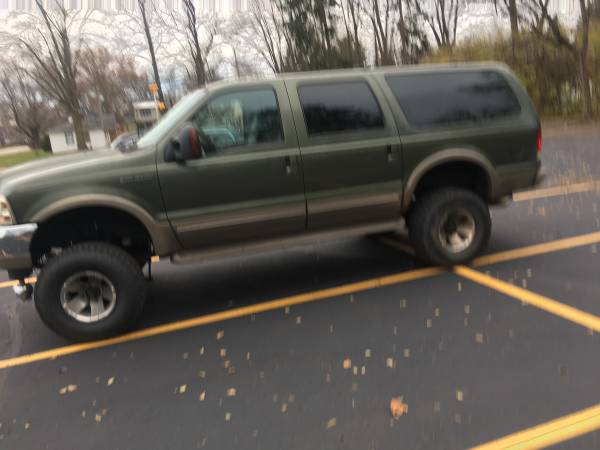2000 ford excursion runs excellent. V10 4x4. Lifted - cars & trucks... for sale in Indianapolis, IN – photo 7
