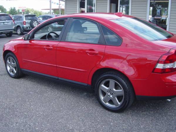 2006 VOLVO S40 T5 ** AWD ** LOW MILES ** GREAT SERVICE *** for sale in Farmington, MN – photo 3