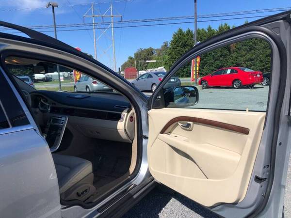 *2011 Volvo XC70- I6* Heated Leather, Sunroof, Roof Rack, Books,... for sale in Dagsboro, DE 19939, MD – photo 19