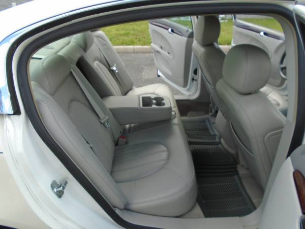 BUICK LUCERNE CXL 2008 - - by dealer - vehicle for sale in Gainesville, FL – photo 12