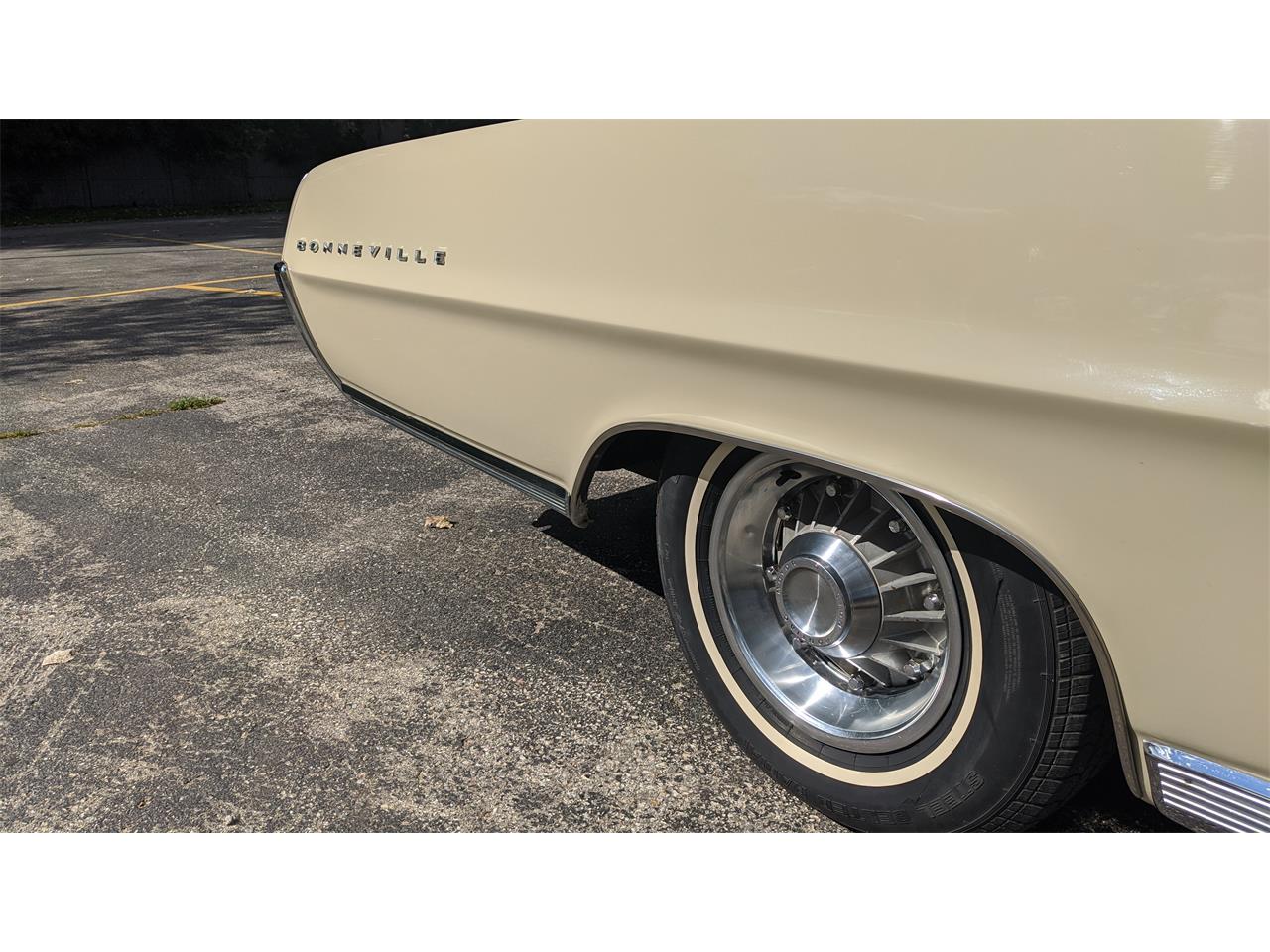 1964 Pontiac Bonneville for sale in Lake Geneva, WI – photo 30