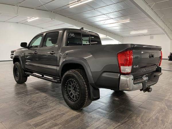 2016 Toyota Tacoma Double Cab TRD Off-Road Pickup 4D 5 ft Family for sale in Fremont, NE – photo 5