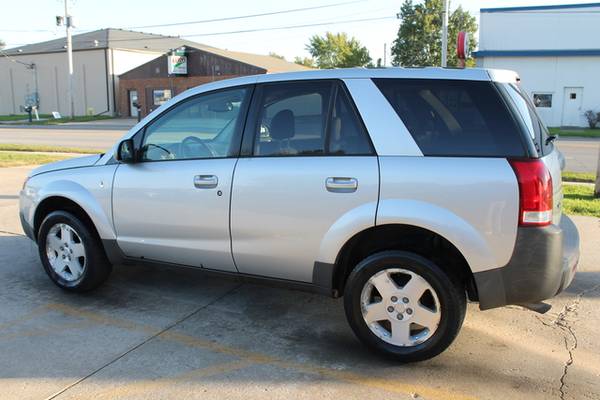 2004 Saturn Vue AWD V6 for sale in Iowa City, IA – photo 5