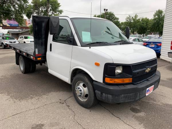 ★★★ 2009 Chevrolet G3500 Flatbed with Dump ★★ for sale in Grand Forks, ND – photo 4