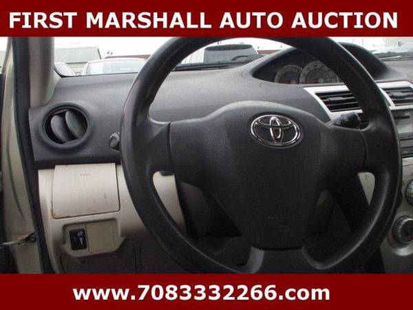 2007 Toyota Yaris Base - Auction Pricing - - by dealer for sale in Harvey, IL – photo 4