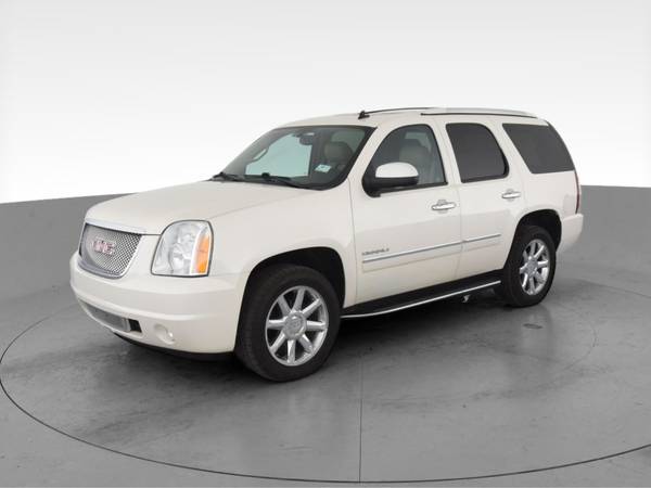 2012 GMC Yukon Denali Sport Utility 4D suv White - FINANCE ONLINE -... for sale in Cleveland, OH – photo 3