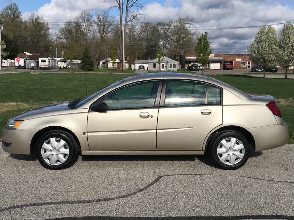 2004 Saturn ion 70, 000 miles low miles for sale in Eastlake, OH – photo 5