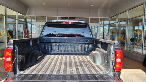 2018 Chevy Chevrolet Silverado 1500 LT pickup Gray - cars & trucks -... for sale in Flagstaff, AZ – photo 10