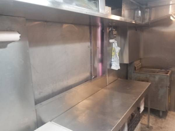 NYC food truck for sale with full permit, Will sell for best offer for sale in Brooklyn, NY – photo 4