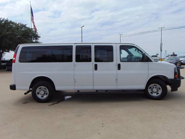 2019 Chevy Express Passenger Ls ( Mileage: 10, 990! for sale in Devine, TX – photo 12