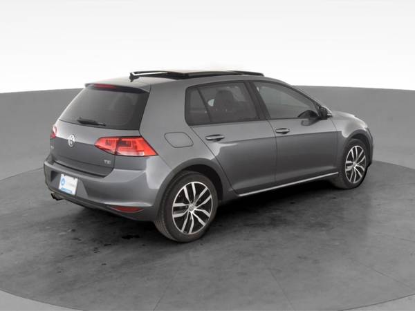 2017 VW Volkswagen Golf TSI SE Hatchback Sedan 4D sedan Gray -... for sale in Fort Collins, CO – photo 11