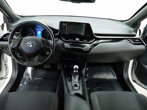 2018 Toyota C-hr Xle - - by dealer - vehicle for sale in Burnsville, MN – photo 22