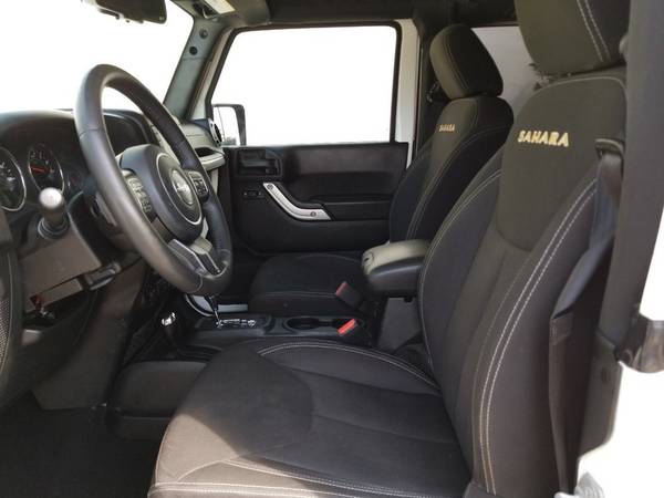 2015 Jeep Wrangler Sahara~ HARD TOP~ 4X4~ GREAT COLOR~ AUTO~ FINANCE... for sale in Sarasota, FL – photo 2