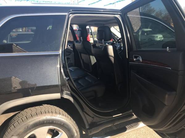 *2012* *Jeep* *Grand Cherokee* *Limited 4x2 4dr SUV* - cars & trucks... for sale in Essex, MD – photo 10