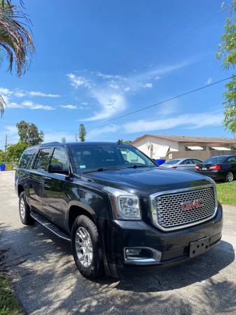 gmc yukon xl 2015 - - by dealer - vehicle automotive for sale in Hollywood, FL – photo 4