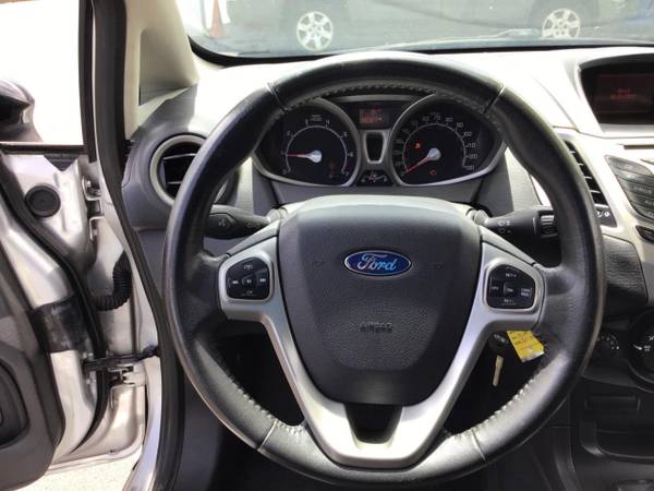 2012 Ford Fiesta 5dr HB SES - - by dealer - vehicle for sale in Kahului, HI – photo 16